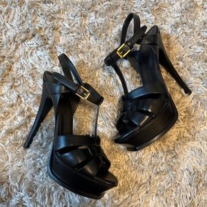 Saint Laurent Tribute Leather T-Strap Sandals